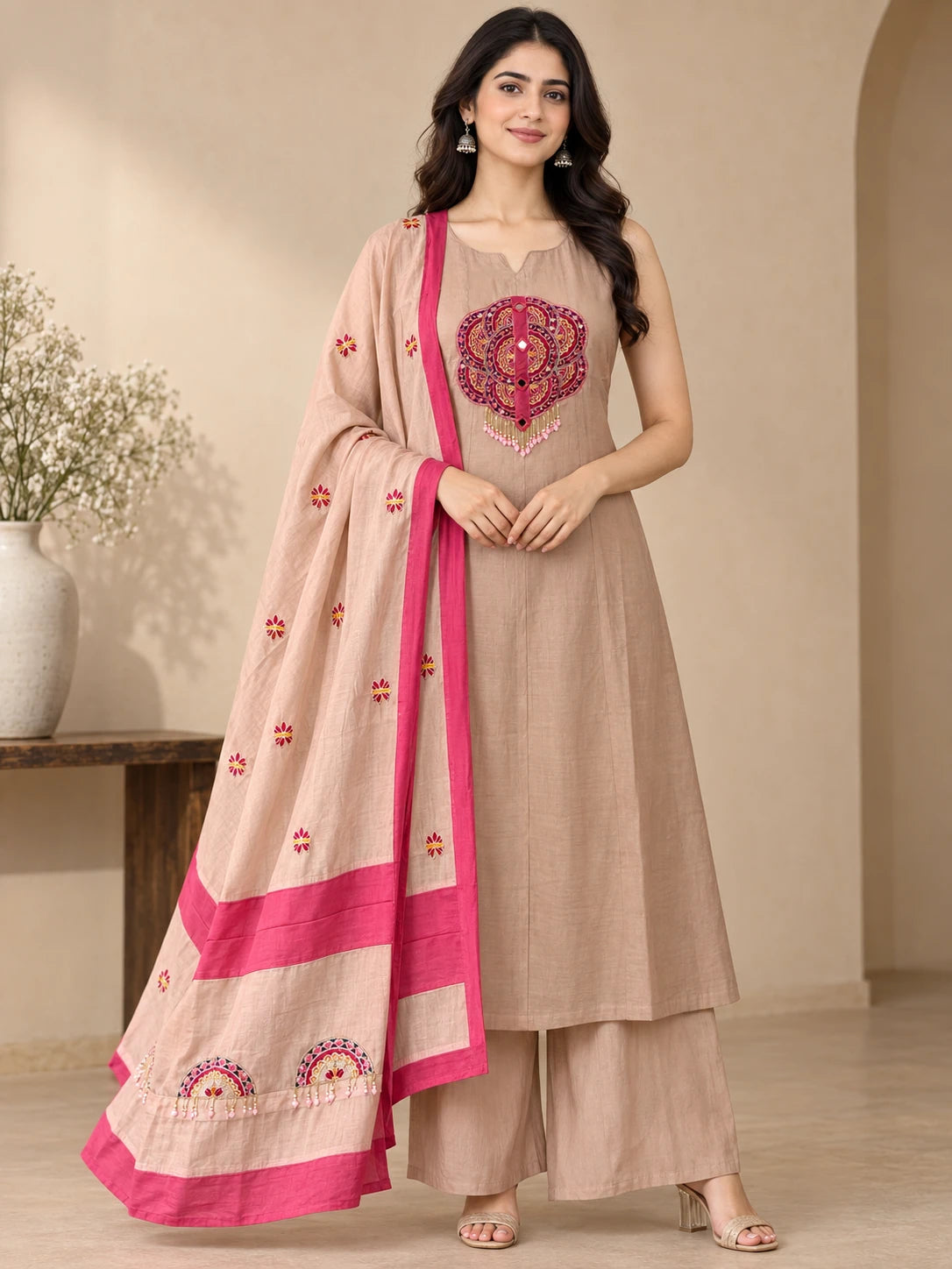 Mull Chanderi Beige &amp; Pink Silk 3-Piece Set