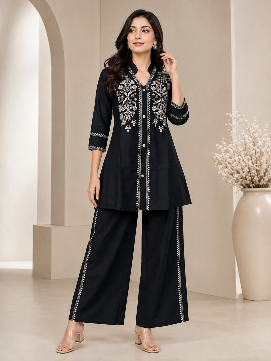 Black Heavy Sui Slub White Threadwork Short Co-ord Set